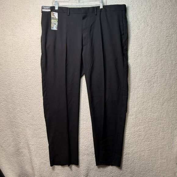 Haggar Pants Mens 42x32 Black Classic Fit Stretch Stria Premium Comfort Dress - Picture 1 of 6